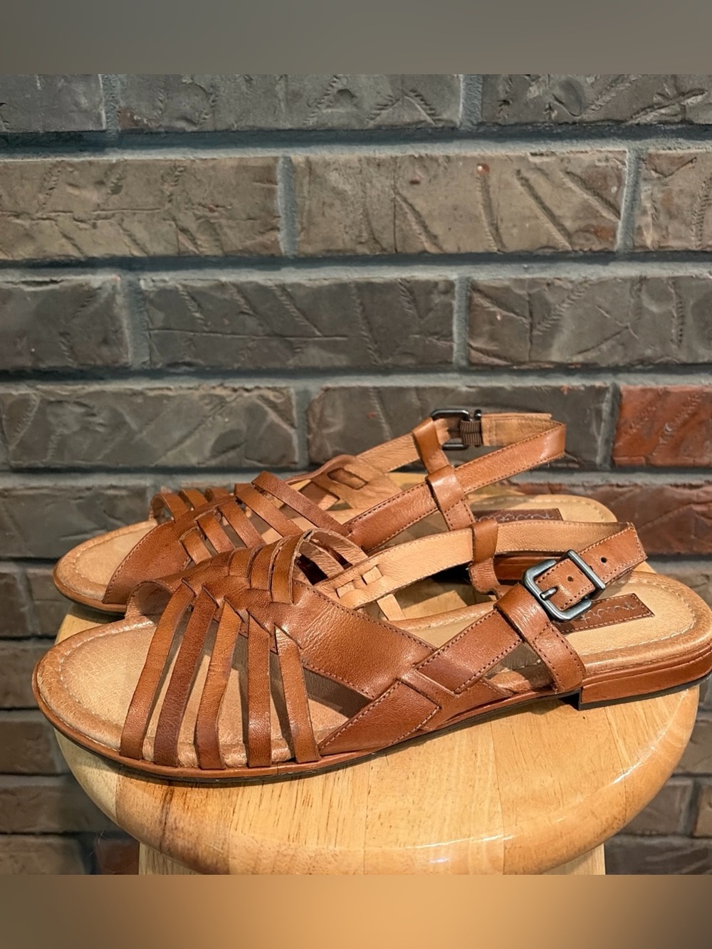 Nurture Brown Leather Luicy Sandals Womens’s Size 11M